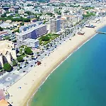 Studio Climatise - Port Frejus, Plage A 250M